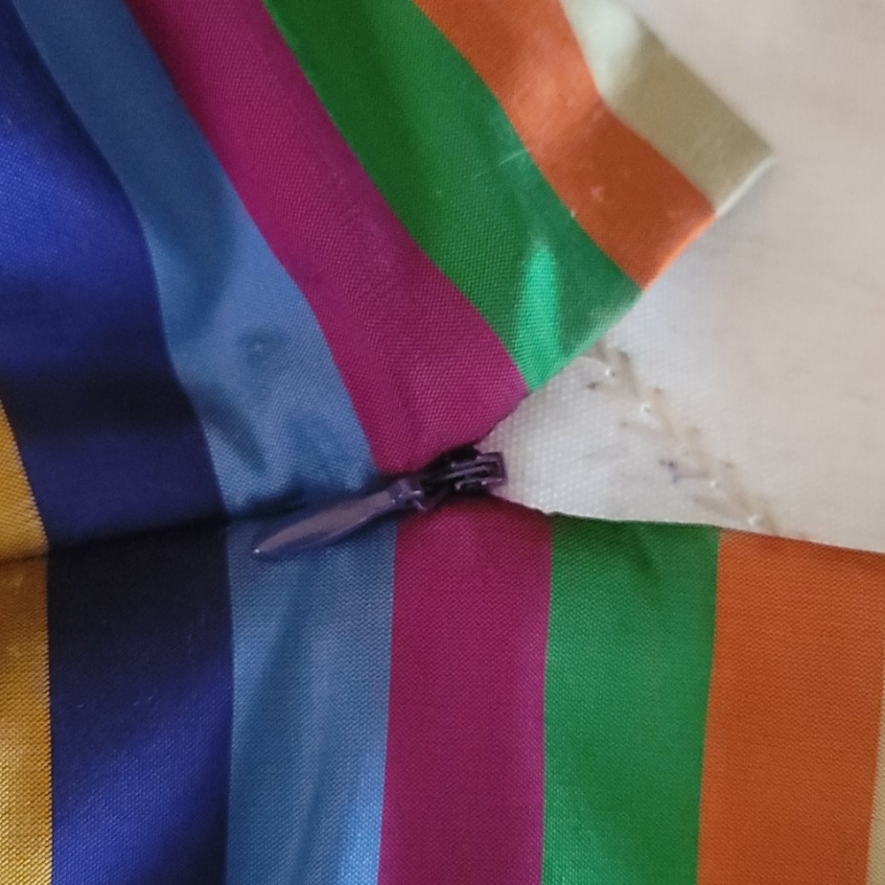 NWOT! Talbots SILK sleeve less shell Top Multicolor - Picture 7 of 10